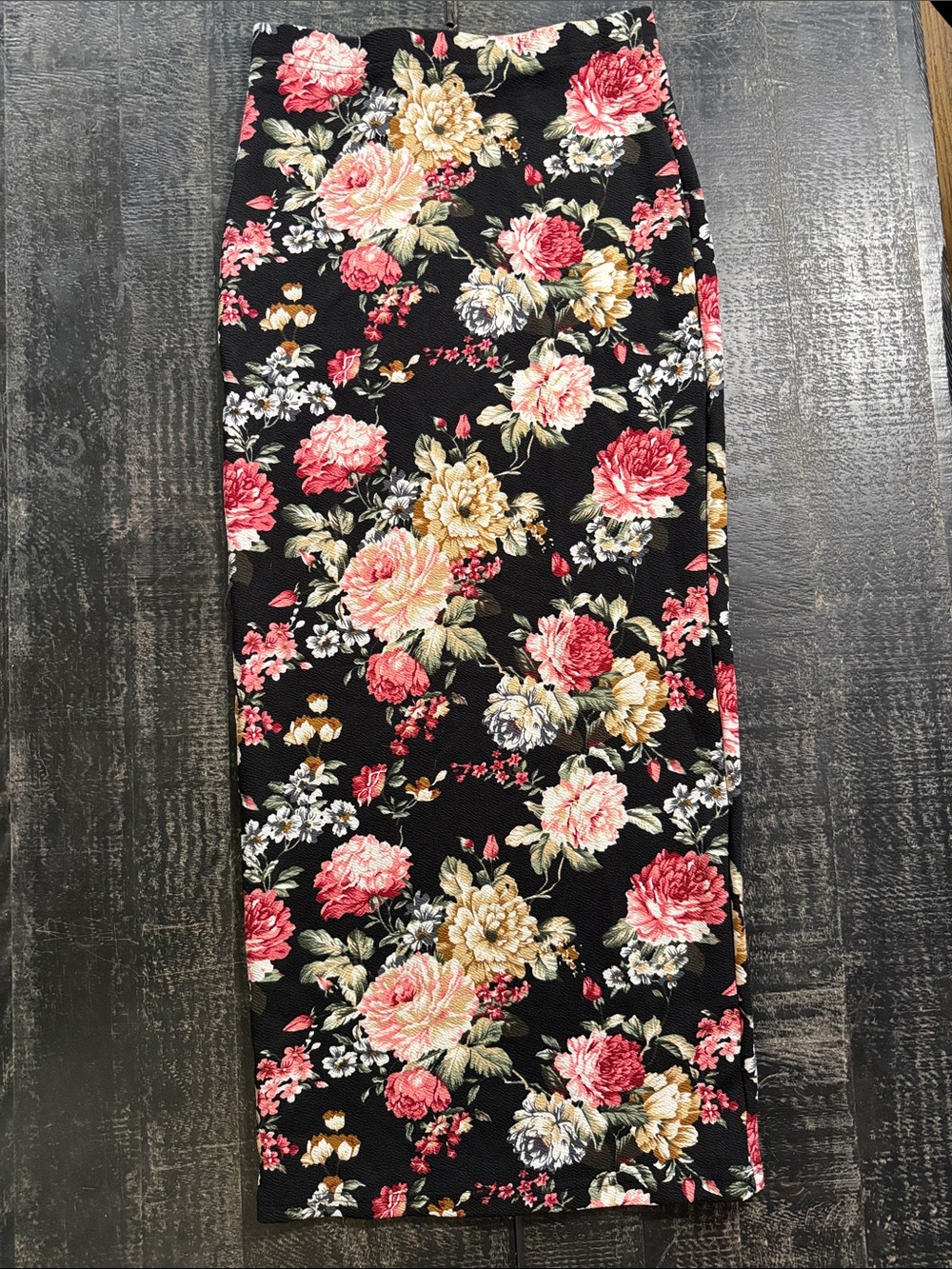 SHEIN Black Floral Pencil Skirt with Pink & Cream Blooms